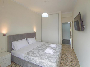 Fully renovated apartment close to the bus station and the city center!